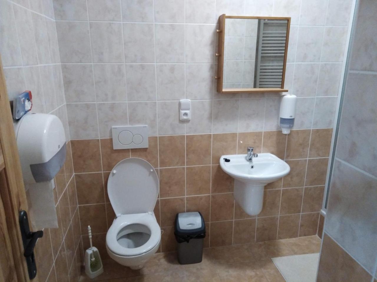 Penzion Snezenka Jiretin pod Bukovou Dış mekan fotoğraf