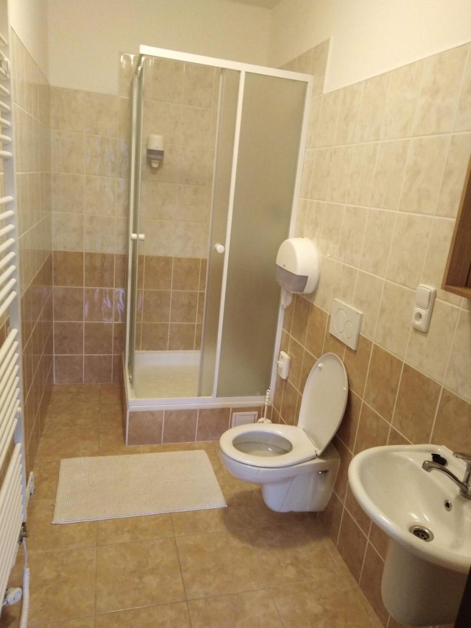 Penzion Snezenka Jiretin pod Bukovou Dış mekan fotoğraf