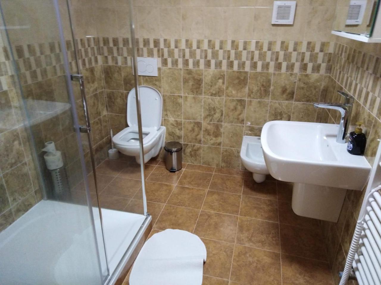 Penzion Snezenka Jiretin pod Bukovou Dış mekan fotoğraf